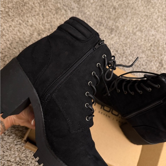 Boohoo Black Combat Boots - Picture 3 of 5